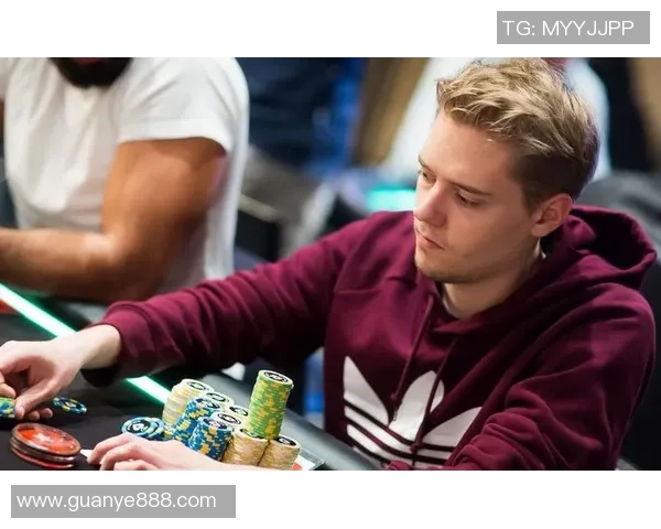 三分大神对决仙台七夕激情碰撞展现足球魅力与文化交融 三分大神对决仙台七夕激情碰撞展现足球魅力与文化交融